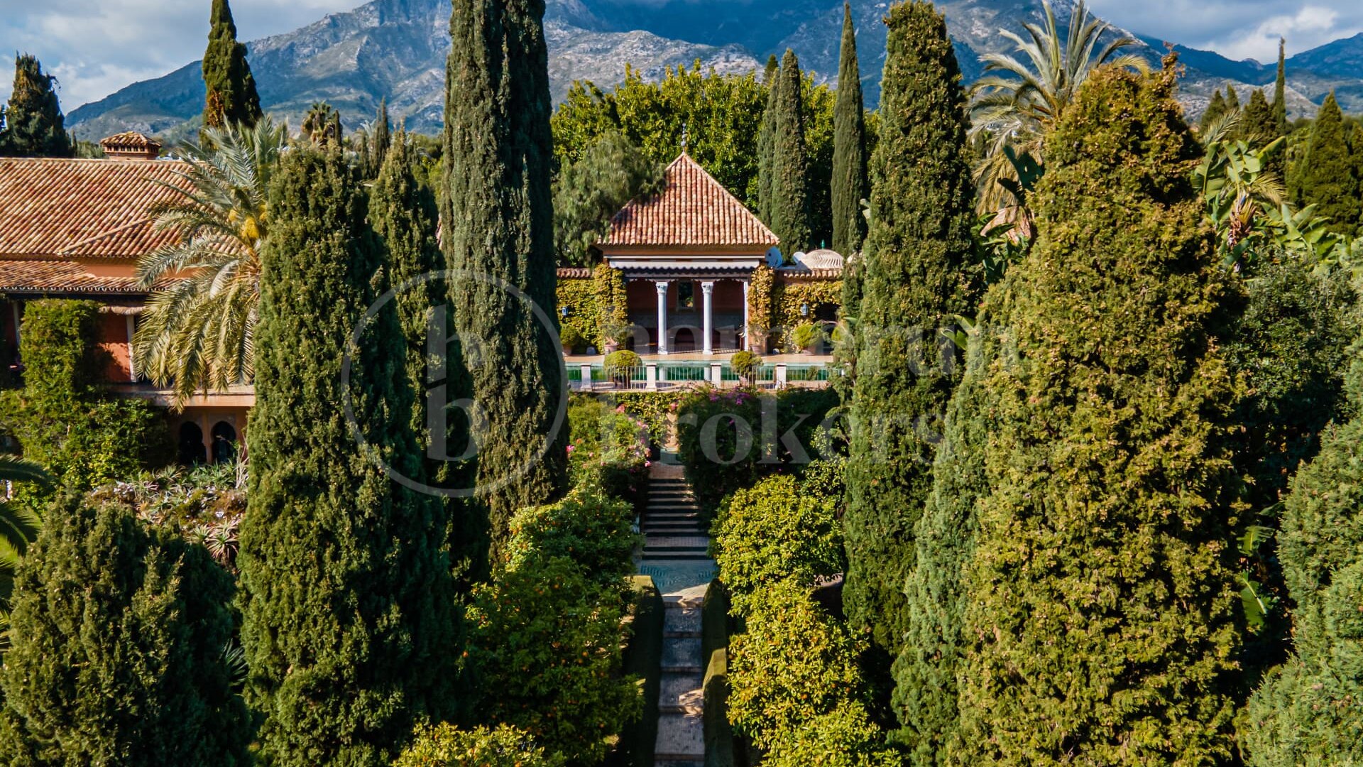 Villa El Cortijo - Historic Mansion on the Golden Mile