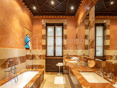 Villa El Cortijo - Historic Mansion on the Golden Mile