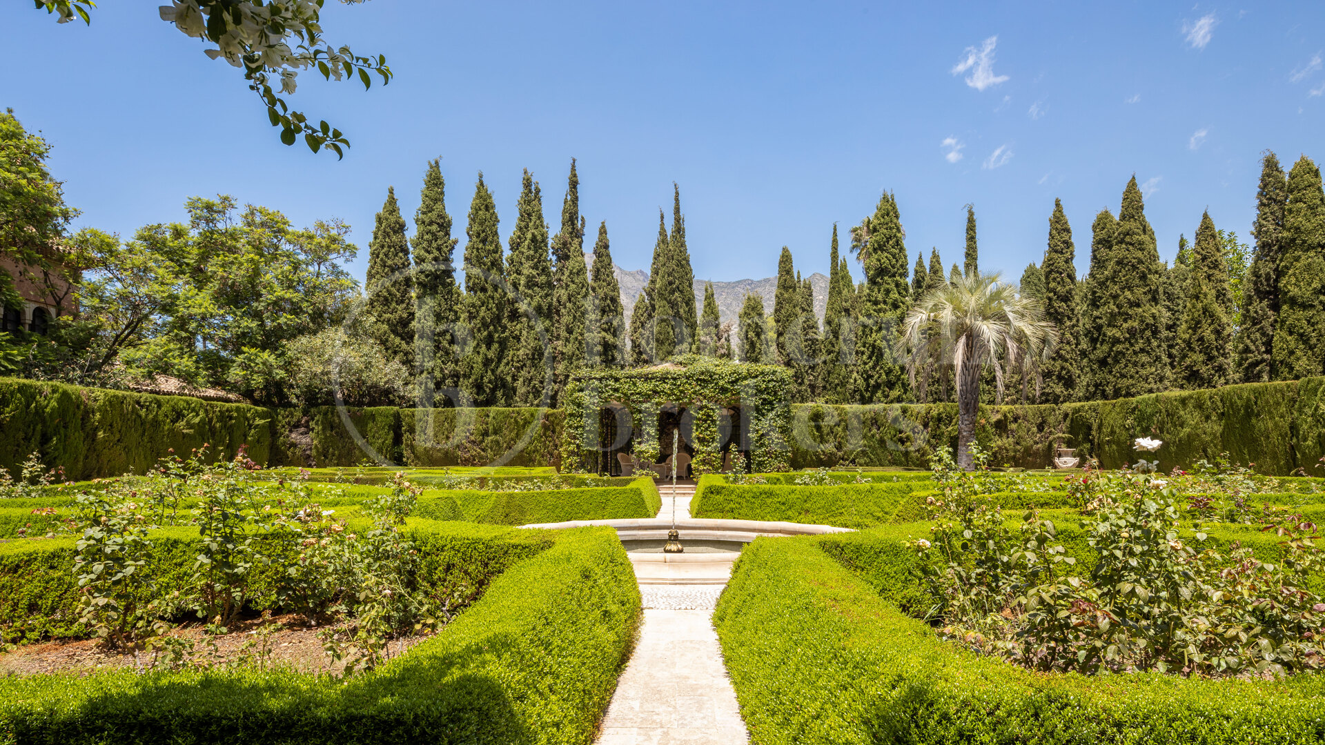 Villa El Cortijo - Historic Mansion on the Golden Mile