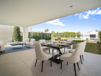 Vila 12 - Luxury Semi detached villa in Marbella Golden Mile