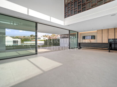Vila 12 - Luxury Semi detached villa in Marbella Golden Mile