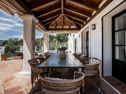 Madroñal 1- Andalusian Villa with Stunning Sea and Mountain Views