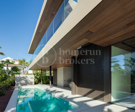 Casa Max - Sustainable Modern Masterpiece with Sea Views in Casa Blanca Marbella