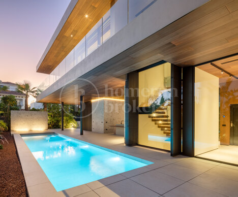 Casa Max - Sustainable Modern Masterpiece with Sea Views in Casa Blanca Marbella