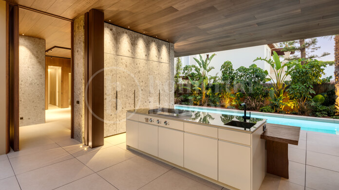 Casa Max - Sustainable Modern Masterpiece with Sea Views in Casa Blanca Marbella