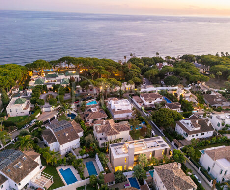 Casa Max - Sustainable Modern Masterpiece with Sea Views in Casa Blanca Marbella