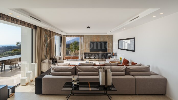 Villa La Vista – A Scandinavian Inspired Retreat in El Rosario, Marbella East