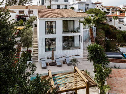 Villa Midori - Modern Villa with heated pool in Nueva Andalucia, Marbella