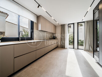 Villa Midori - Modern Villa with heated pool in Nueva Andalucia, Marbella