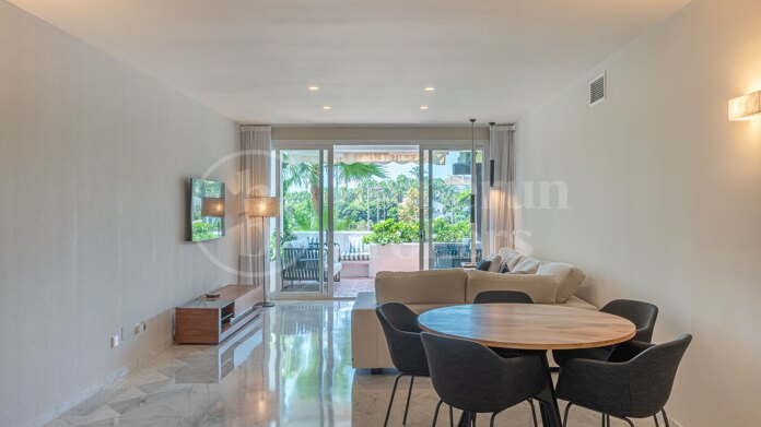 Apartment Acacias - Renovated apartment in Puente Romano, Marbella