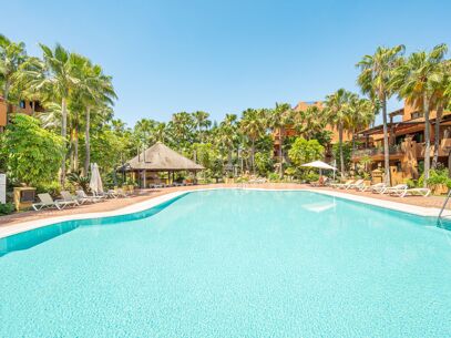 Alzambra Hill Club - Luxurious 3-Bedroom Duplex Penthouse, Marbella