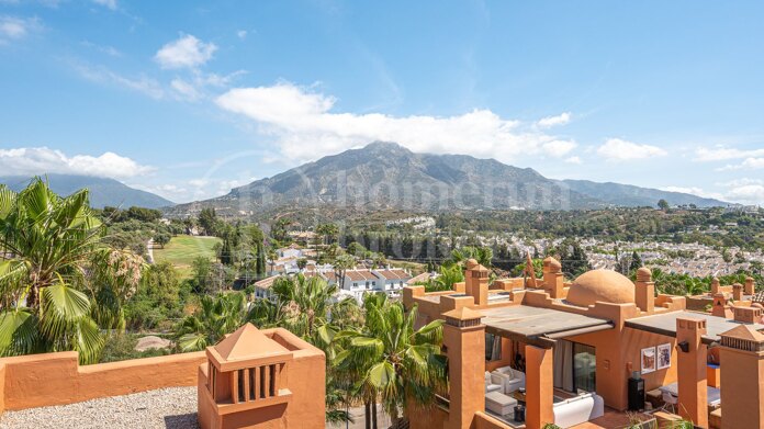 Alzambra Hill Club - Luxurious 3-Bedroom Duplex Penthouse, Marbella