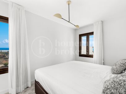 Villa Vista - Andalusian gem with Panoramic Sea & Mountain Views