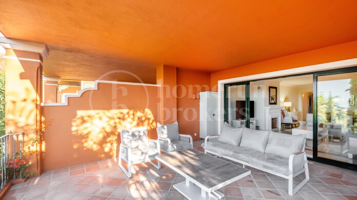 Apartment Halcones 3 - Elegant Residence with Beautiful Mediterranean Views