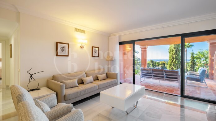 Apartment Halcones 3 - Elegant Residence with Beautiful Mediterranean Views