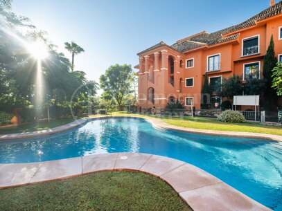 Apartment Halcones 3 - Elegant Residence with Beautiful Mediterranean Views