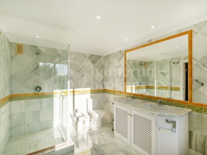 Apartment Halcones 3 - Elegant Residence with Beautiful Mediterranean Views