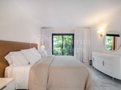 Apartment Halcones 3 - Elegant Residence with Beautiful Mediterranean Views