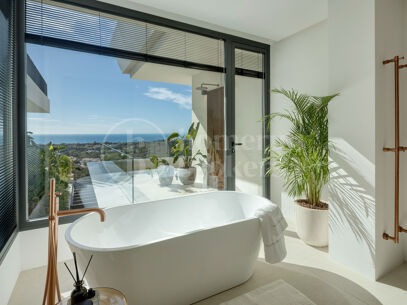 Villa Ember - Villa Llave in Mano in Marbella East