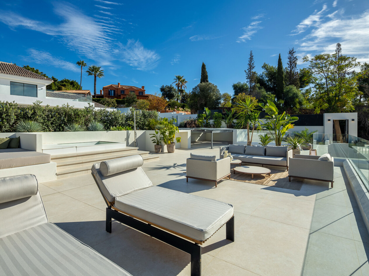 Villa Ember