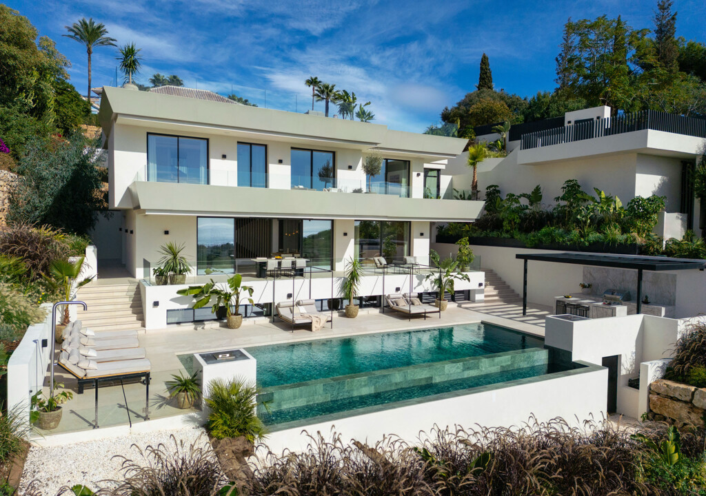 Villa Ember