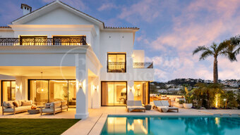 Villa Fortuna - Modern luxury and Mediterranean Elegance in Los Arqueros
