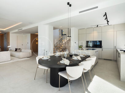 Villa Fortuna - Modern luxury and Mediterranean Elegance in Los Arqueros