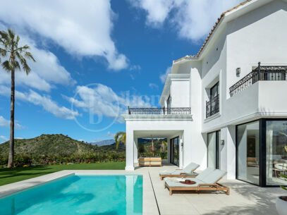 Villa Fortuna - Modern luxury and Mediterranean Elegance in Los Arqueros