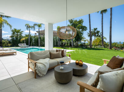 Villa Fortuna - Modern luxury and Mediterranean Elegance in Los Arqueros