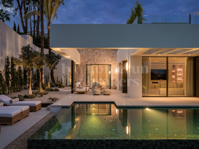 Casa Tesalia - Luxurious Frontline Los Naranjos Golf Villa