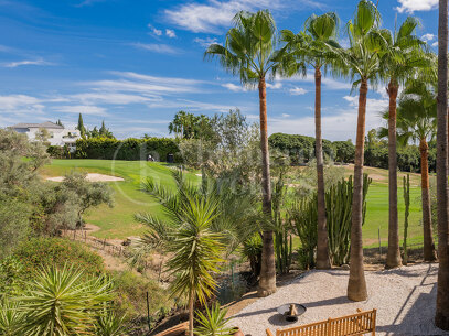 Casa Tesalia - Luxurious Frontline Los Naranjos Golf Villa
