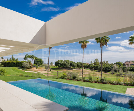 Casa Tesalia - Luxurious Frontline Los Naranjos Golf Villa