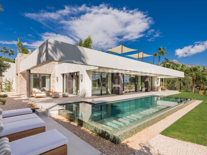 Casa Tesalia - Luxurious Frontline Los Naranjos Golf Villa