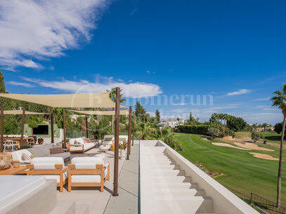 Casa Tesalia - Luxurious Frontline Los Naranjos Golf Villa