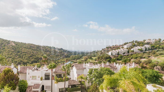 Lomas 211 - Duplex Penthouse in Lomas de Marbella Club, Benahavis