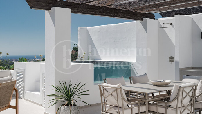 Lomas 211 - Duplex Penthouse in Lomas de Marbella Club, Benahavis