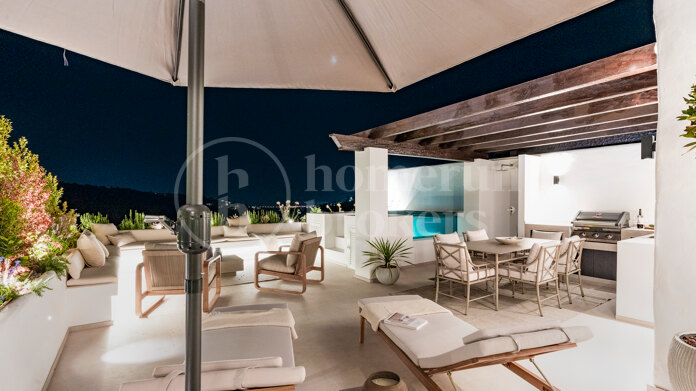 Lomas 211 - Duplex Penthouse in Lomas de Marbella Club, Benahavis