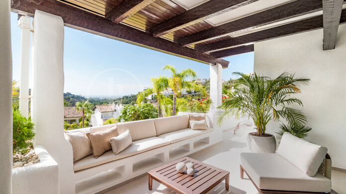 Lomas 211 - Duplex Penthouse in Lomas de Marbella Club, Benahavis