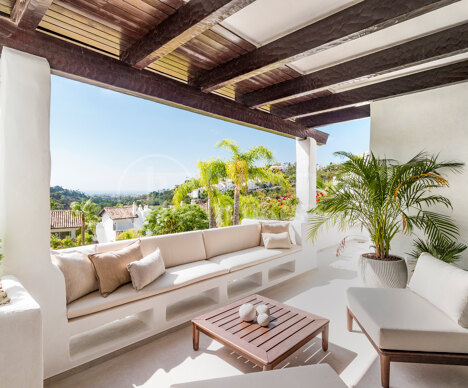 Lomas 211 - Duplex Penthouse in Lomas de Marbella Club, Benahavis