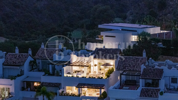 Lomas 211 - Duplex Penthouse in Lomas de Marbella Club, Benahavis