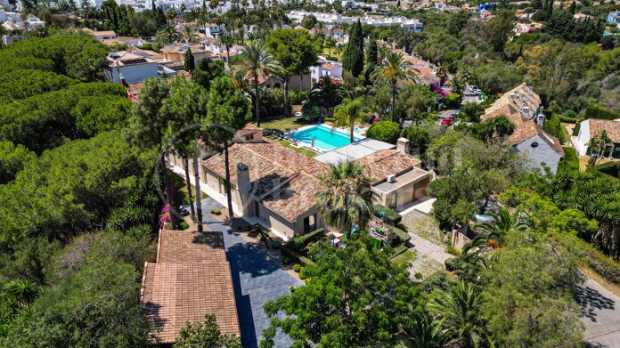 Villa Solterra -Luxurious residence in Marbella East