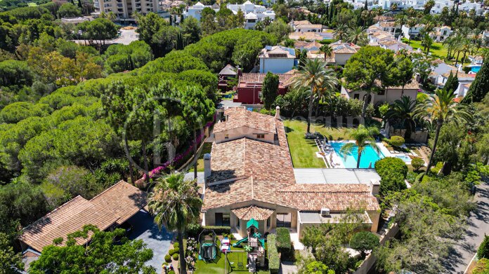 Villa Solterra -Luxurious residence in Marbella East