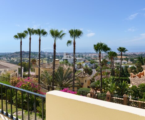 Maison Sora - Luxury Townhouse with incredible views