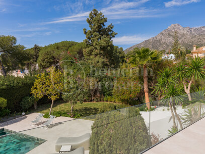 Villa African View - Open Sea Views in Nagueles, Marbella
