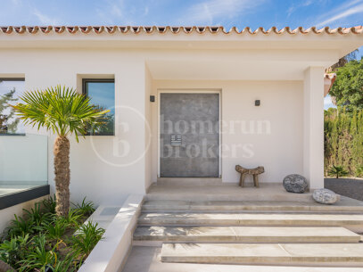 Villa African View - Open Sea Views in Nagueles, Marbella