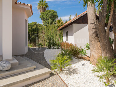 Villa African View - Open Sea Views in Nagueles, Marbella