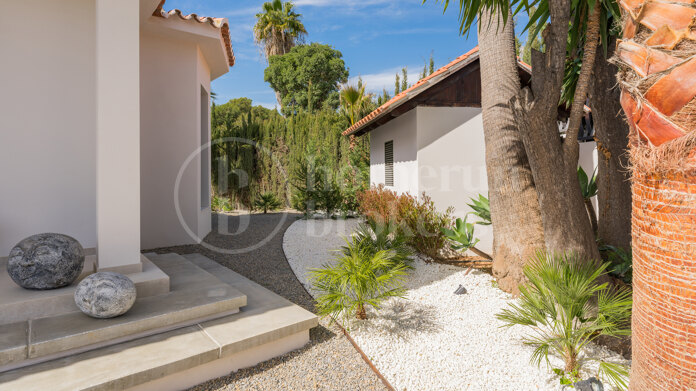 Villa African View - Open Sea Views in Nagueles, Marbella