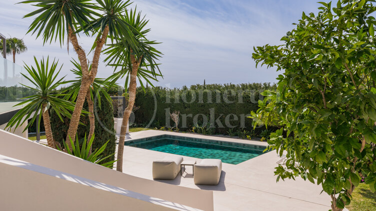 Villa African View - Havsutsikt i Nagueles, Marbella