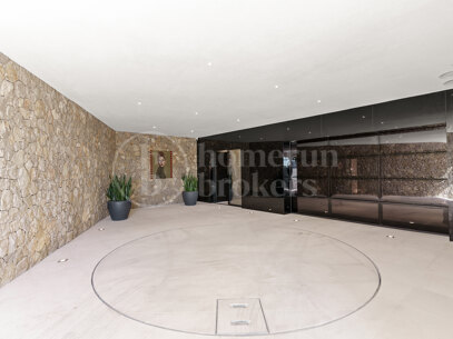 Villa Marimont - Luxurious modern villa in Cala Llamp