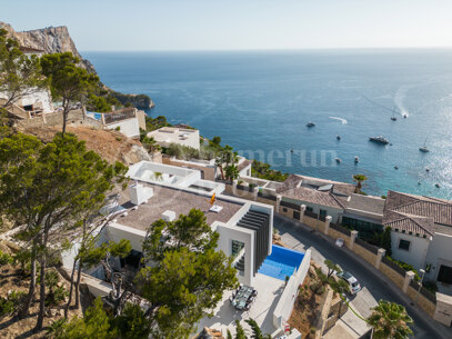 Villa Marimont - Luxurious modern villa in Cala Llamp